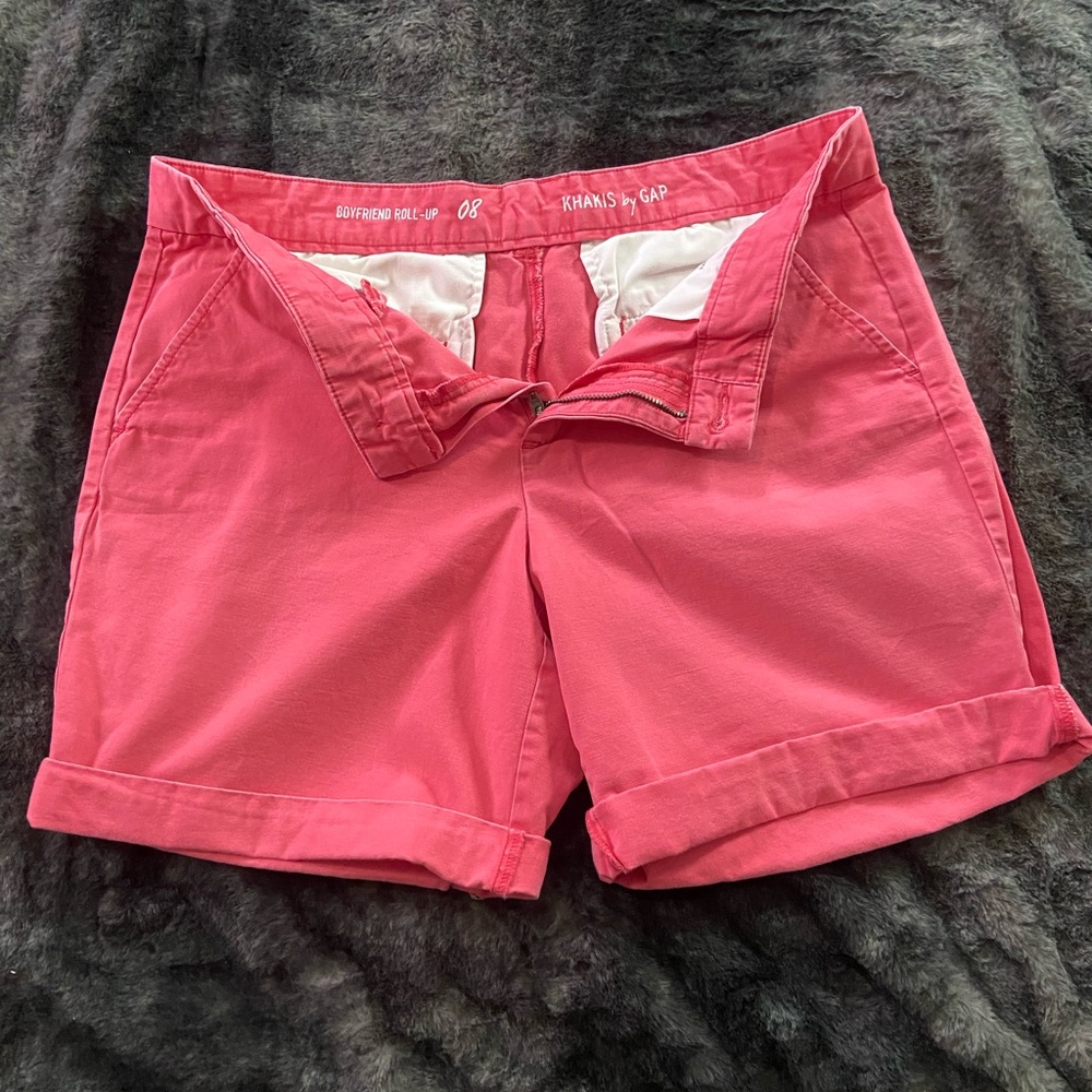 Boyfriend Roll-up khakis by Gap, sz 8, pink shorts, great condition!